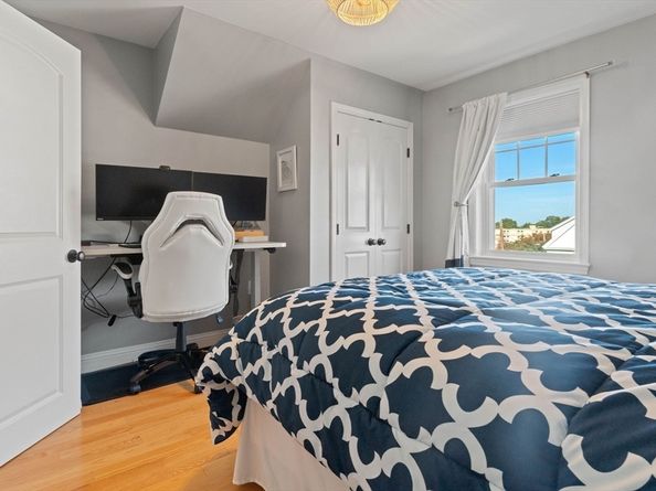 223 Neponset 2, Boston MA 02122