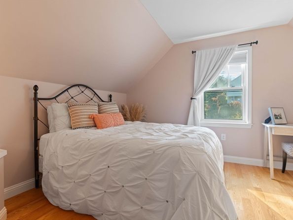 223 Neponset 2, Boston MA 02122