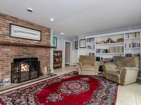 9 Hitching Post Rd, Mattapoisett MA 02739