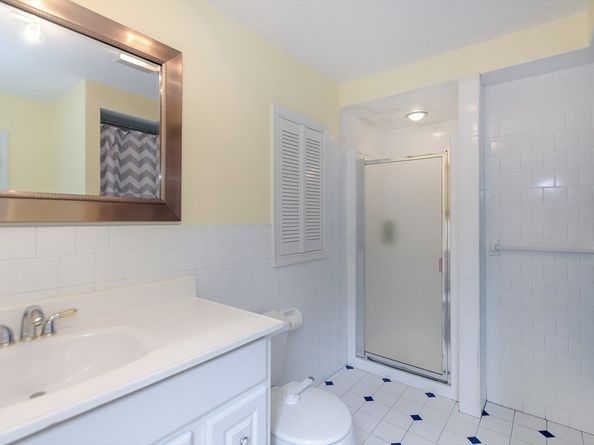 9 Hitching Post Rd, Mattapoisett MA 02739