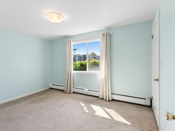 145 Essex Avenue 610, Gloucester MA 01930