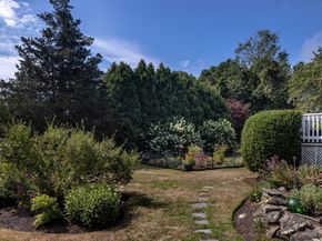 4 Blackhall Ct, Marion MA 02738