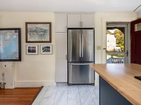 4 Blackhall Ct, Marion MA 02738