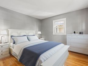 17 Carlisle Rd, Westford MA 01886