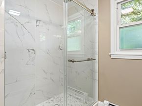 17 Carlisle Rd, Westford MA 01886
