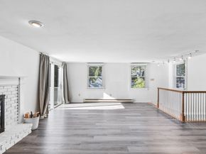 24 Russell St, Marblehead MA 01945