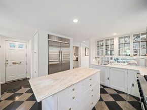 106 Farlow Road, Newton MA 02458