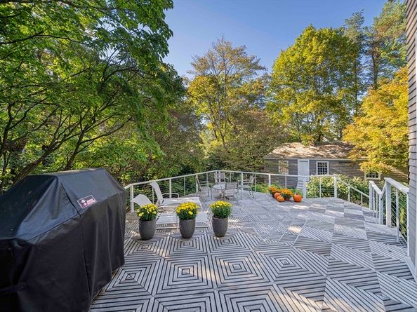 106 Farlow Road, Newton MA 02458