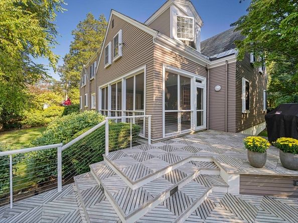 106 Farlow Road, Newton MA 02458