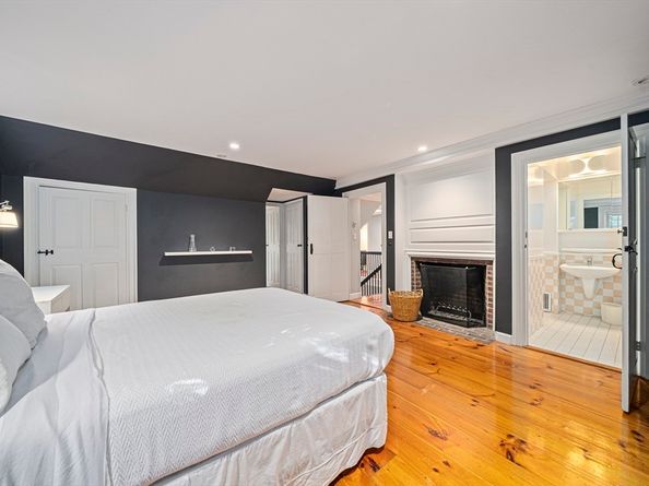 106 Farlow Road, Newton MA 02458