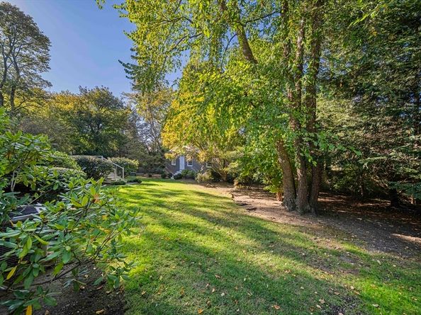 106 Farlow Road, Newton MA 02458