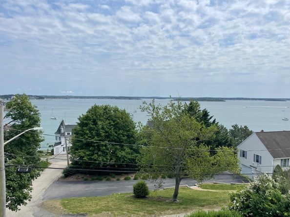 8 Douglas Ave, Hull MA 02045