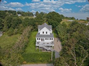 8 Douglas Ave, Hull MA 02045