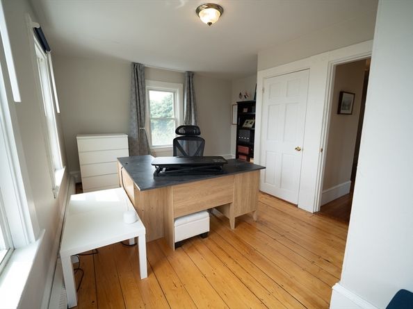 8 Douglas Ave, Hull MA 02045