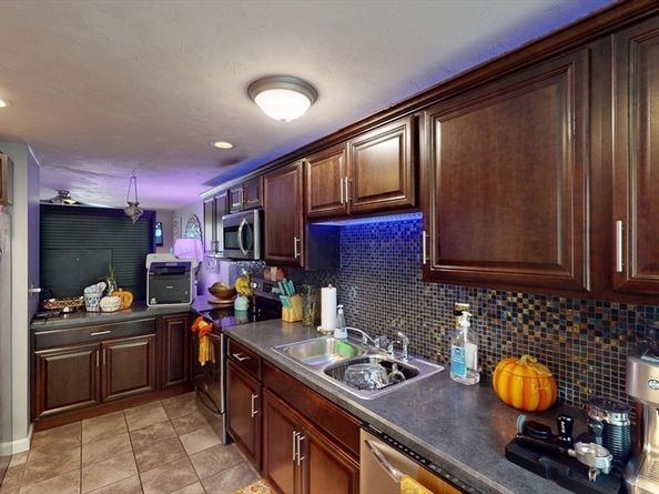 506 Pleasant Street, Gardner MA 01440