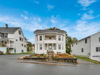 31 Highland St