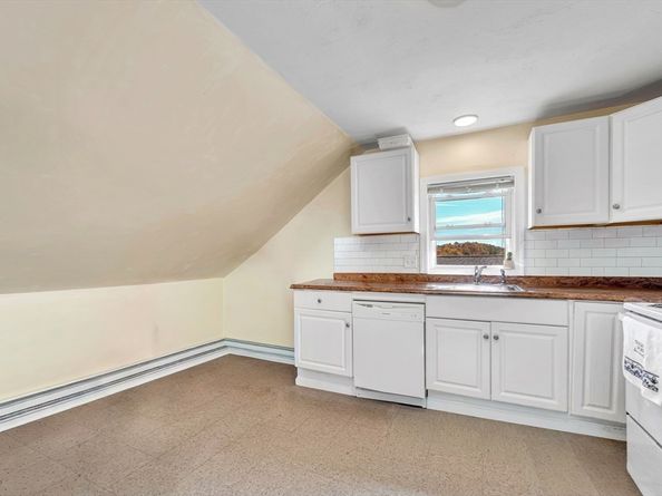 31 Highland St, Marlborough MA 01752