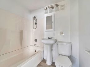 31 Highland St, Marlborough MA 01752