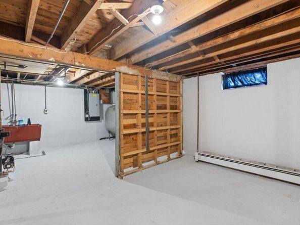 164 Conant St, Gardner MA 01440