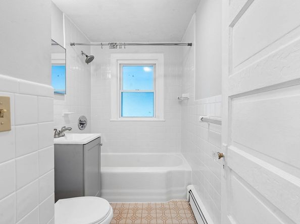 164 Conant St, Gardner MA 01440