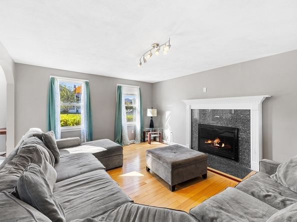 20 Sparrow Rd, Stoughton MA 02072