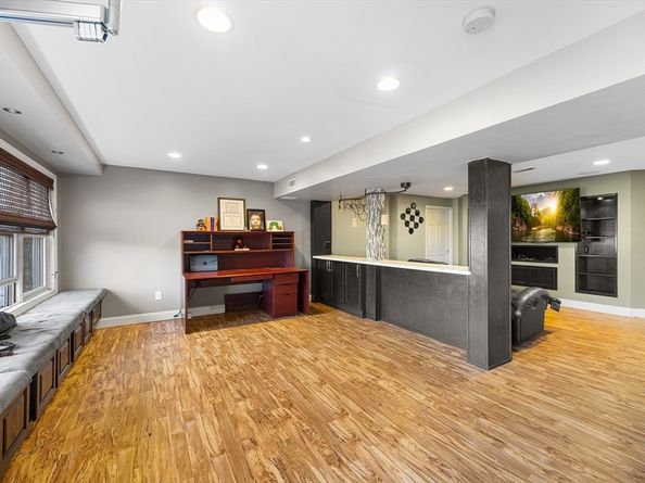 20 Sparrow Rd, Stoughton MA 02072