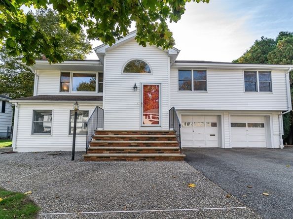15 Mackintosh Avenue, Needham MA 02492