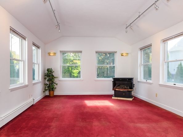 15 Mackintosh Avenue, Needham MA 02492