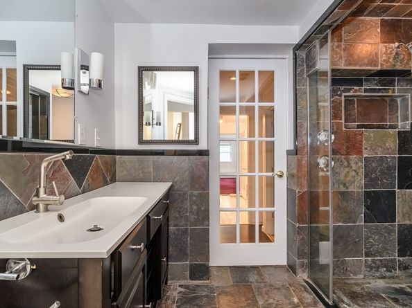 15 Mackintosh Avenue, Needham MA 02492