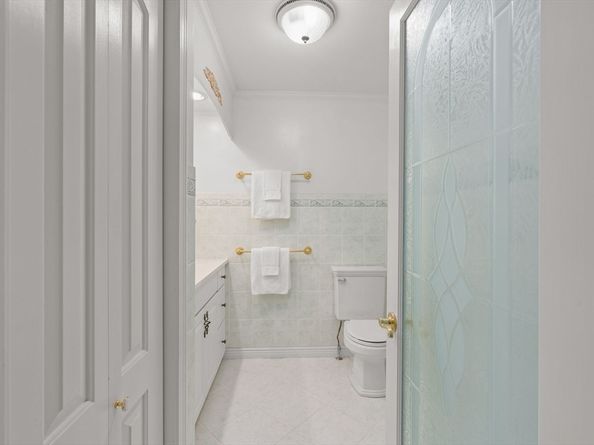 12 Astra 12, Wayland MA 01778