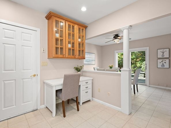 12 Astra 12, Wayland MA 01778