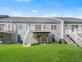 877 Auburnville Way D4, Whitman MA 02382