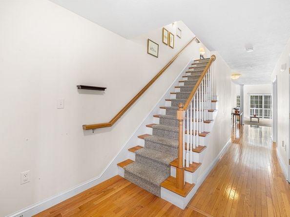 877 Auburnville Way D4, Whitman MA 02382