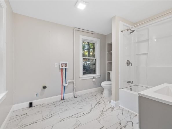 17 Otis St, Warren MA 01083