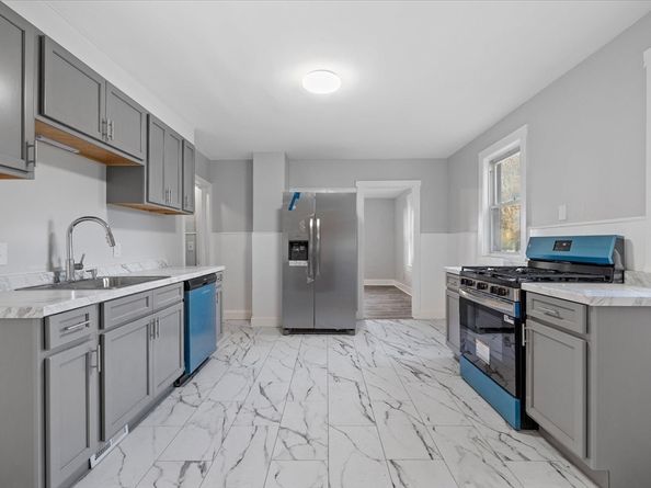 17 Otis St, Warren MA 01083