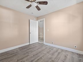 17 Otis St, Warren MA 01083