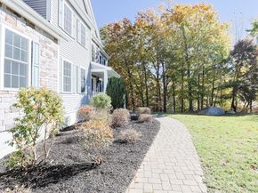 10 Silver Fox Road, Norfolk MA 02056