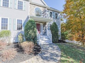 10 Silver Fox Road, Norfolk MA 02056