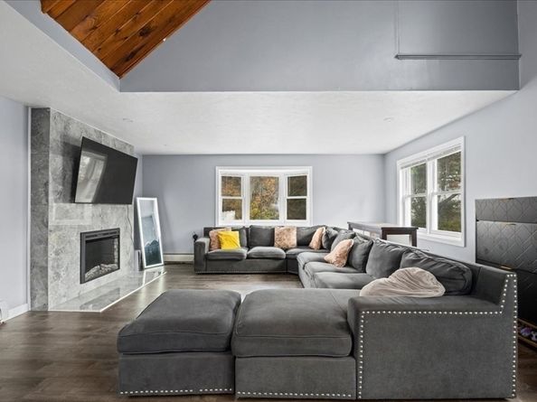 44-A Greencourt St., Worcester MA 01604