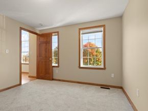 76 Russells Way, Westford MA 01886