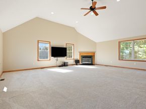 76 Russells Way, Westford MA 01886