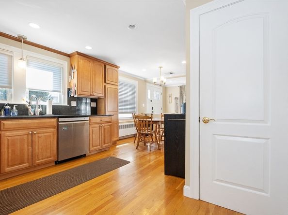 14 Claremont Street, Waltham MA 02451