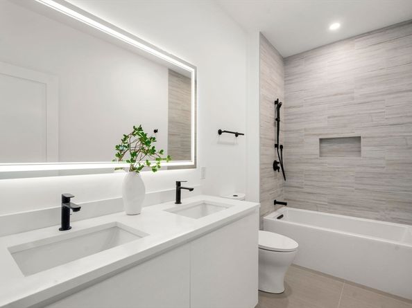 16 Stearns Rd 101, Wellesley MA 02482