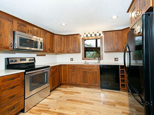 17 W Shore Drive, Ashburnham MA 01430