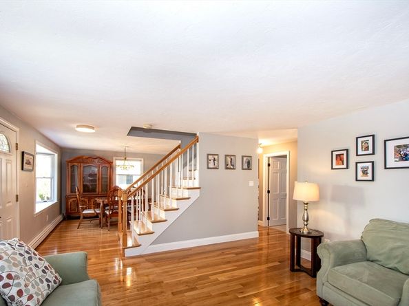 52 Bunker Hill Lane, Quincy MA 02169