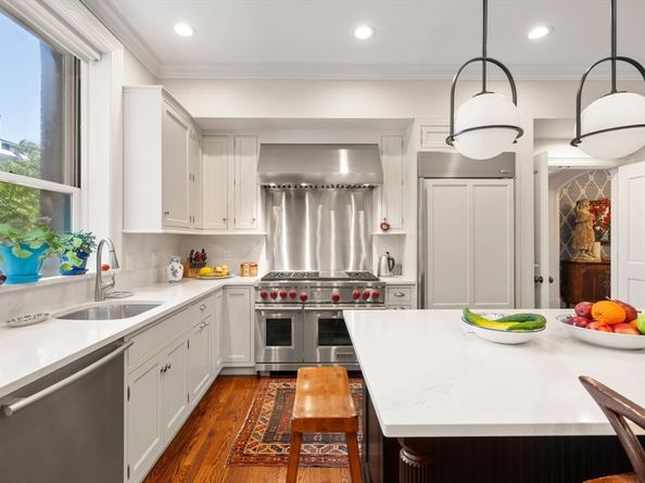 314 Dartmouth Street B, Boston MA 02116