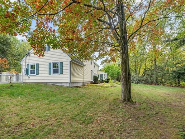 141 Lovell Rd, Holden MA 01520
