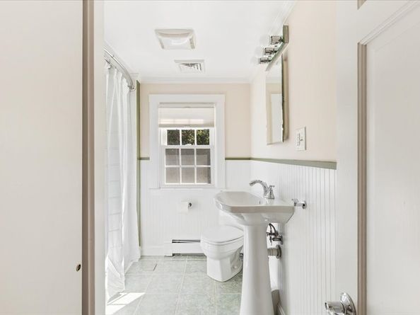 16 Indian Ln, Canton MA 02021