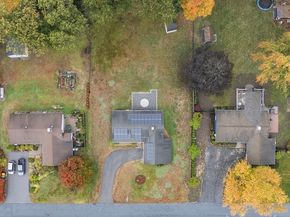 8 Clara Rd, Framingham MA 01701