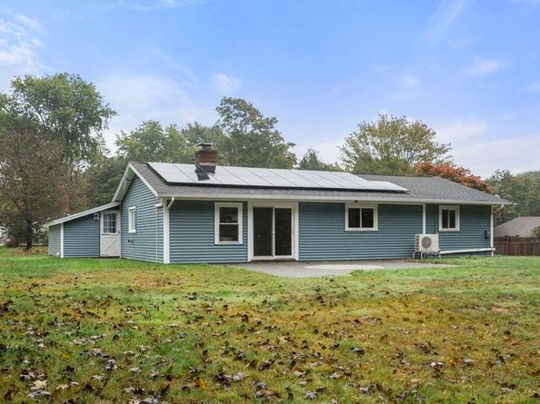8 Clara Rd, Framingham MA 01701